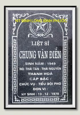 Ảnh bia mộ của liệt sĩ Chung Văn Điền