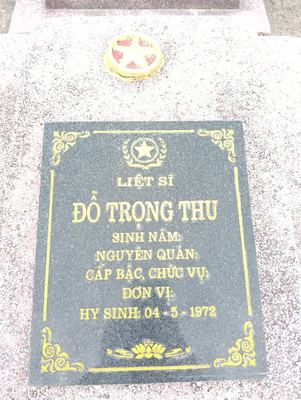 Ảnh bia mộ của liệt sĩ Đỗ Trọng Thu