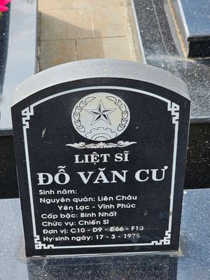 Bia mộ tại NT Tỉnh - Thành phố Buôn Ma Thuột - Đắk Lắk · ảnh: Vùng Trời Bình Yên — liệt sĩ Đỗ Văn Cư