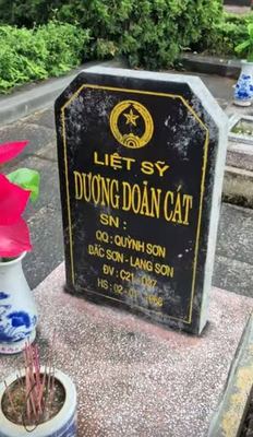 Bia mộ tại Chư Prông - Huyện Chư Prông - Gia Lai · ảnh: FB Đinh Tuấn — liệt sĩ Dương Doãn Cát