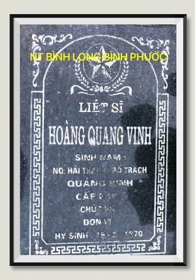 Ảnh bia mộ của liệt sĩ Hoàng Quang Vinh