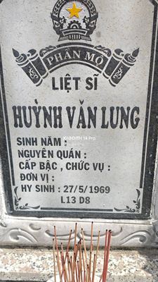 Bia mộ tại Nghĩa trang liệt sĩ phường Hoà Hải - Phường Hòa Hải - Quận Ngũ Hành Sơn - Đà Nẵng · ảnh: HỖ TRỢ GIA ĐÌNH TÌM THÔNG TIN - MỘ LIỆT SĨ — liệt sĩ HUỲNH VĂN LUNG