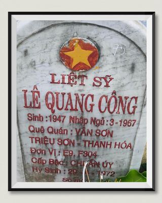 Ảnh bia mộ của liệt sĩ Lê Quang Công