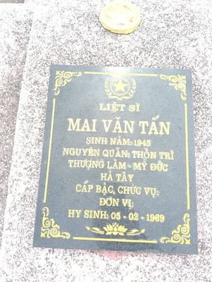 Bia mộ tại xã Hiền ninh - Xã Hiền Ninh - Huyện Quảng Ninh - Quảng Bình · ảnh: FB Nguyễn Hoàng Dương — liệt sĩ MAI VĂN TẤN