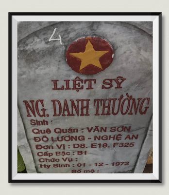 Ảnh bia mộ của liệt sĩ NG. DANH THƯỜNG