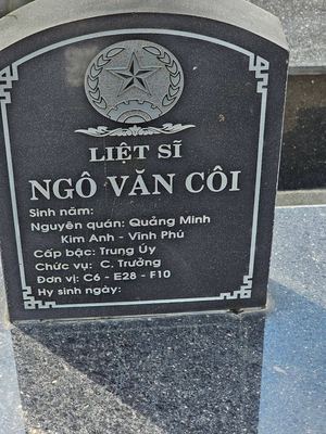 Ảnh bia mộ của liệt sĩ Ngô Văn Côi