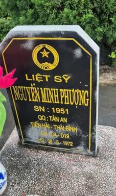 Bia mộ tại Chư Prông - Huyện Chư Prông - Gia Lai · ảnh: FB Đinh Tuấn — liệt sĩ Nguyễn Minh Phương