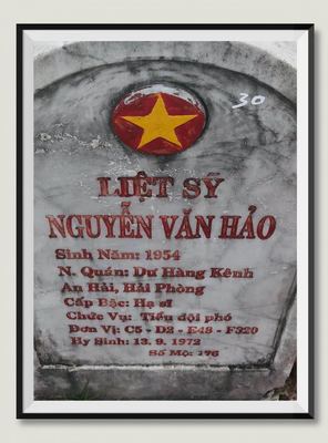 Ảnh bia mộ của liệt sĩ NGUYỄN VĂN HẢO
