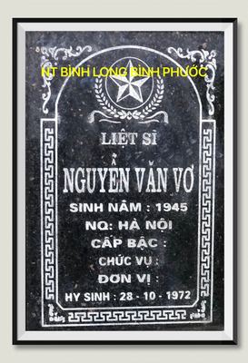 Ảnh bia mộ của liệt sĩ Nguyên Văn Vơ