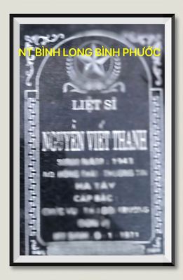 Ảnh bia mộ của liệt sĩ Nguyễn Viết Thanh