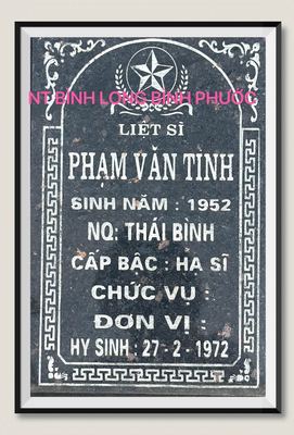 Ảnh bia mộ của liệt sĩ Phạm Văn Tình