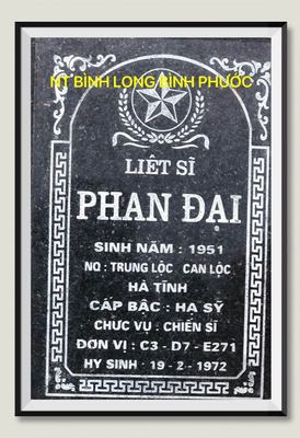 Bia mộ tại Nghĩa trang liệt sĩ Huyện Bình Long - tỉnh Bình Phước · ảnh: Người Thái Bình.VN — liệt sĩ PHAN ĐẠI