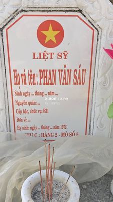 Ảnh bia mộ của liệt sĩ Phan Văn Sáu