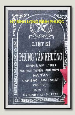 Ảnh bia mộ của liệt sĩ Phùng Văn Khuông