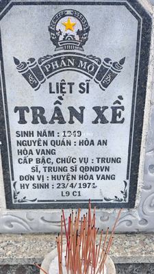 Bia mộ tại Nghĩa trang liệt sĩ phường Hoà Hải - Phường Hòa Hải - Quận Ngũ Hành Sơn - Đà Nẵng · ảnh: HỖ TRỢ GIA ĐÌNH TÌM THÔNG TIN - MỘ LIỆT SĨ — liệt sĩ Trần Xề