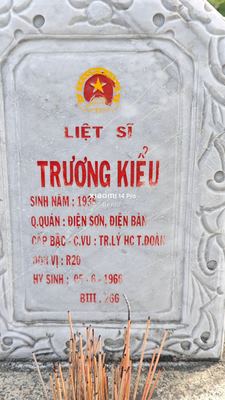 Bia mộ tại Nghĩa trang liệt sĩ xã Hoà Khương - Xã Hoà Khương - Huyện Hòa Vang - Đà Nẵng · ảnh: FB Be you — liệt sĩ TRƯƠNG KIỂU