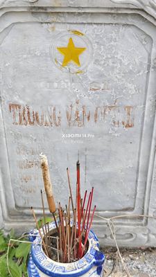 Bia mộ tại Nghĩa trang xã Bình Định - Huyện Thăng Bình - Quảng Nam · ảnh: Be You — liệt sĩ TRƯƠNG VĂN CHÂU