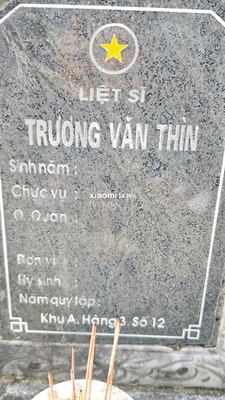 Bia mộ tại Quế Thọ - Huyện Núi Thành - Quảng Nam · ảnh: Be You — liệt sĩ TRƯƠNG VĂN THÌN