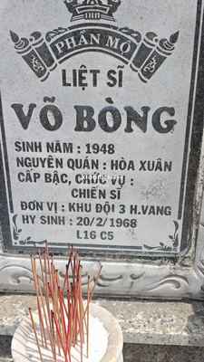 Ảnh bia mộ của liệt sĩ Võ Bòng